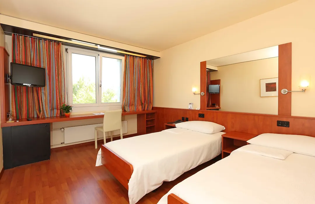 Hotel Arte Spreitenbach-1